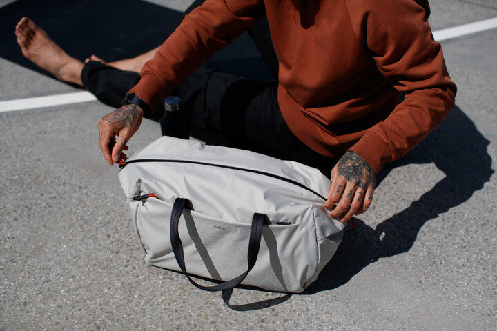 The Best Minimalist Bag Brand? Bellroy minimalist bags and wallets.