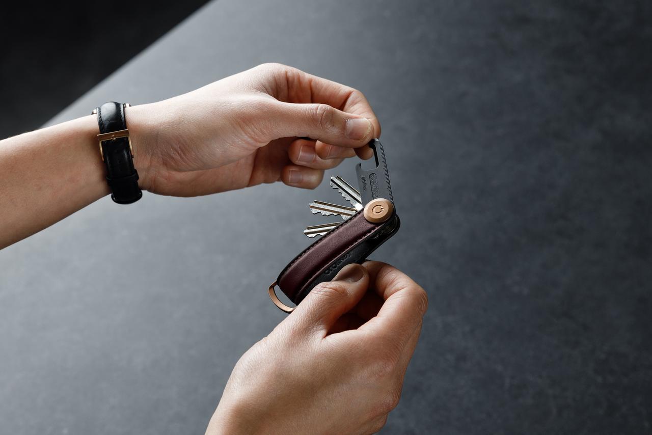 Orbitkey Key Organiser + Multi-Tool Gift Set in Espresso Brown Leather