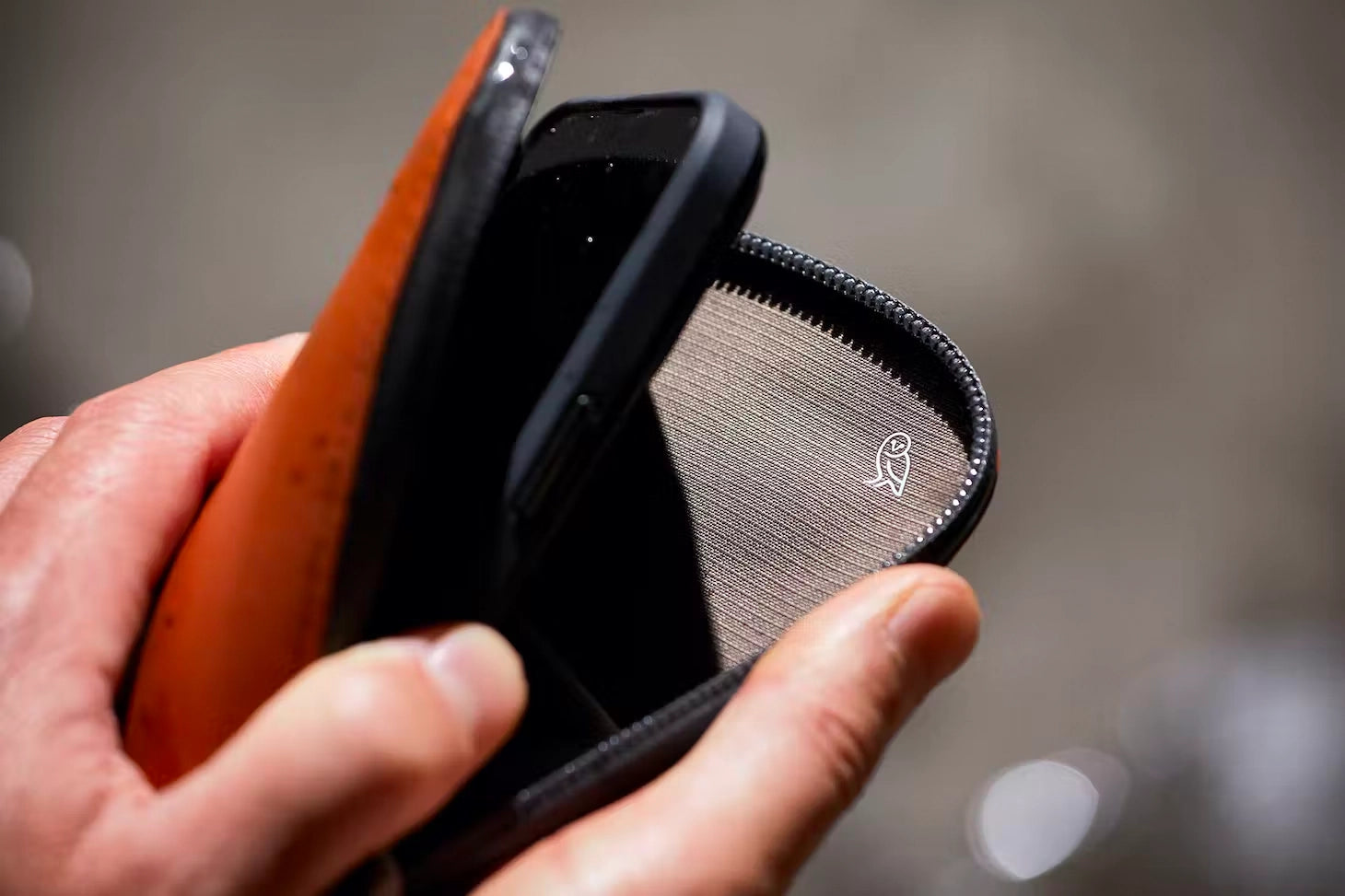 Bellroy All-Conditions Phone Pocket Plus
