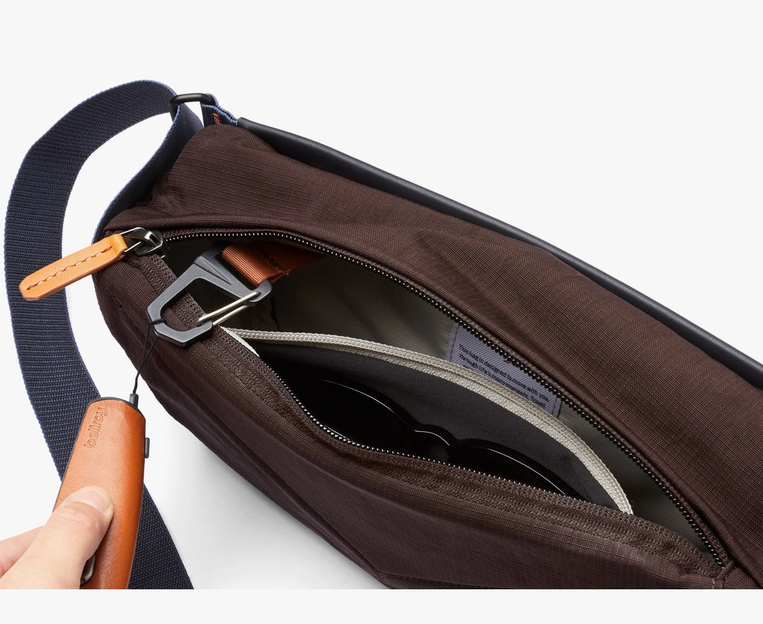 Bellroy Sling Bag Mini 4L Premium Deep Plum