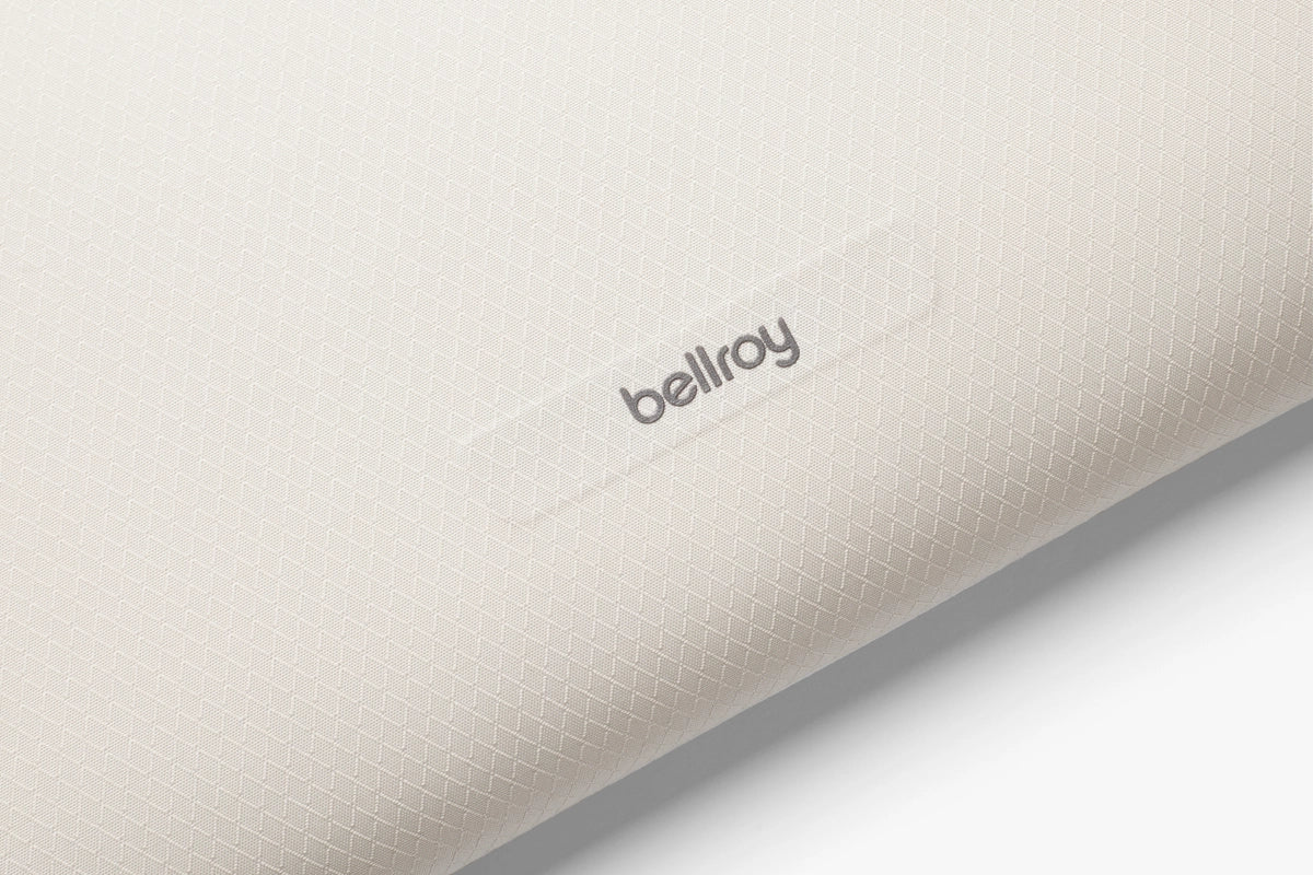 Bellroy Lite Laptop Sleeve 16inch Chalk