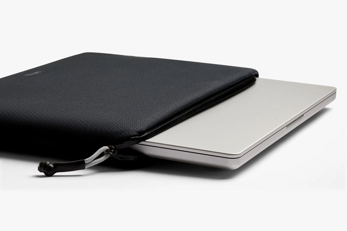 Bellroy Lite Laptop Sleeve 16inch Shadow Black