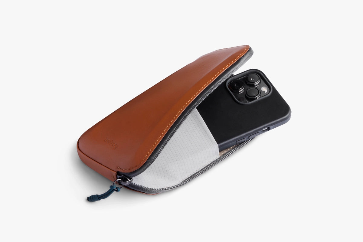 Bellroy All-Conditions Phone Pocket Plus Bronze