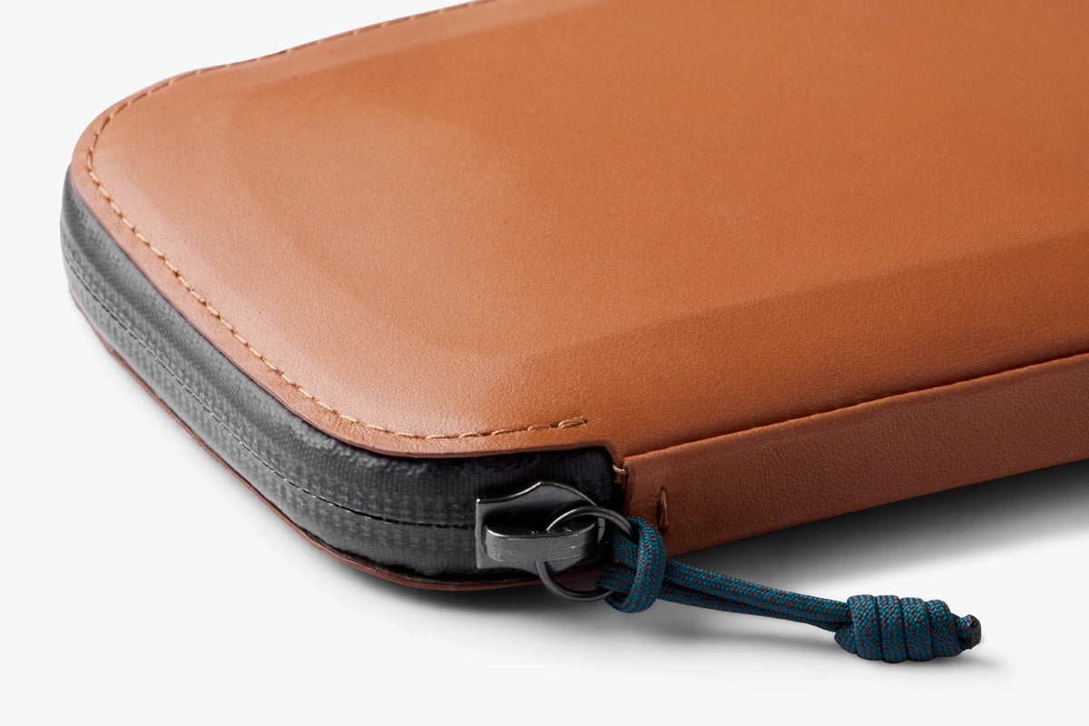 Bellroy All-Conditions Phone Pocket Plus Bronze