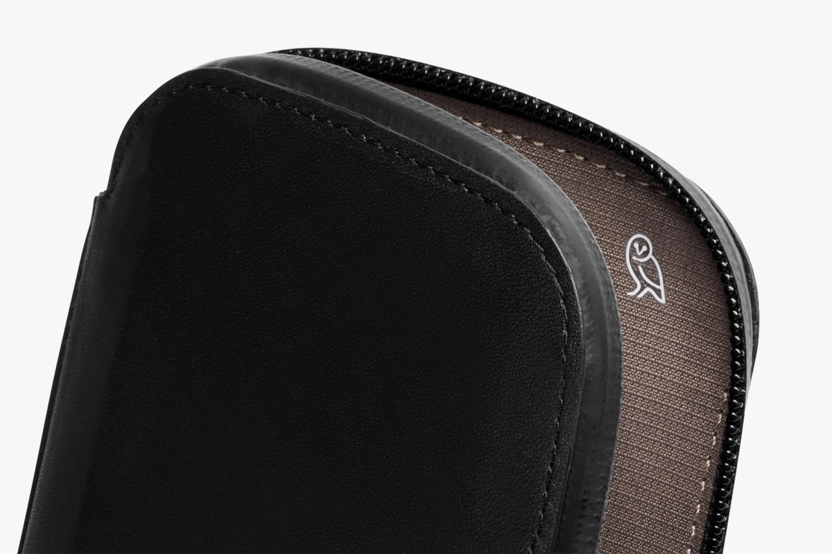 Bellroy All-Conditions Phone Pocket Plus Black