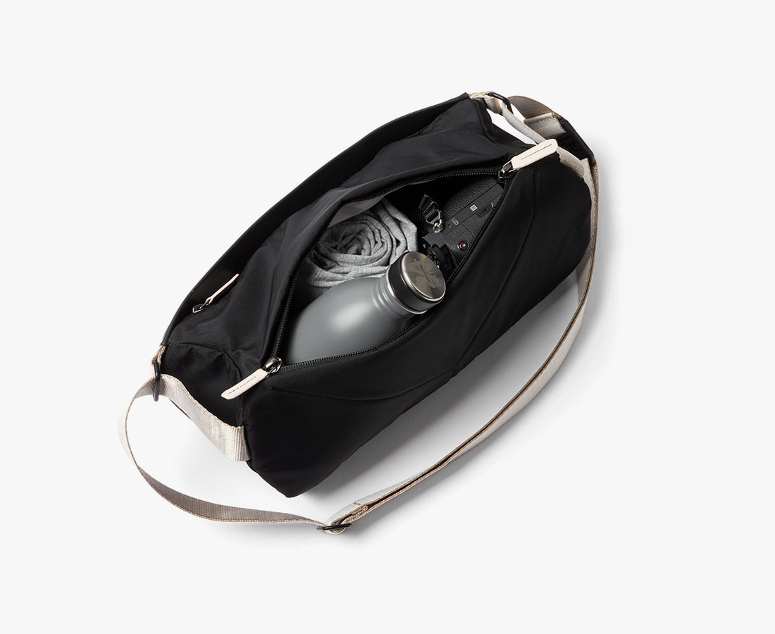 Bellroy Sling Premium Edition 7L Black Sand