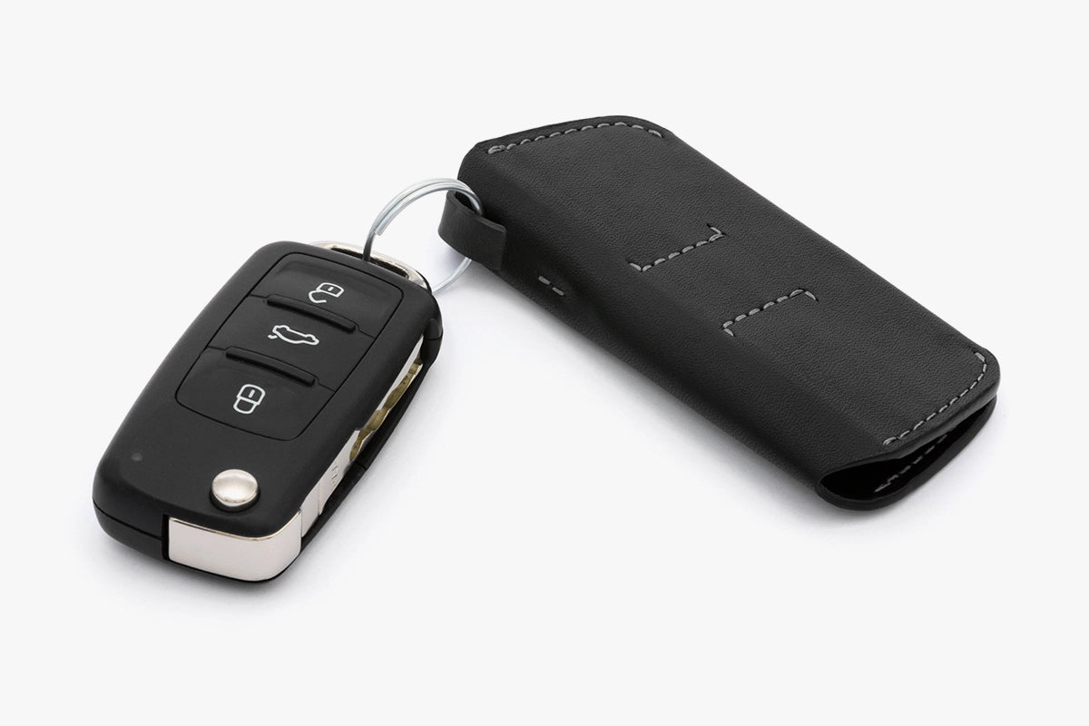 Bellroy Key Cover Plus (Holds 4-8 keys) Second Edition Black