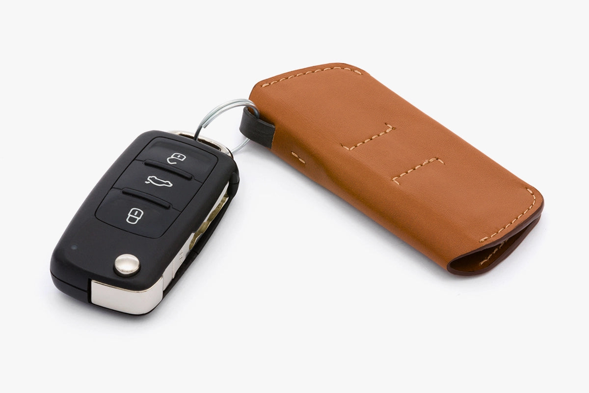 Bellroy Key Cover Plus (Holds 4-8 keys) Second Edition Caramel