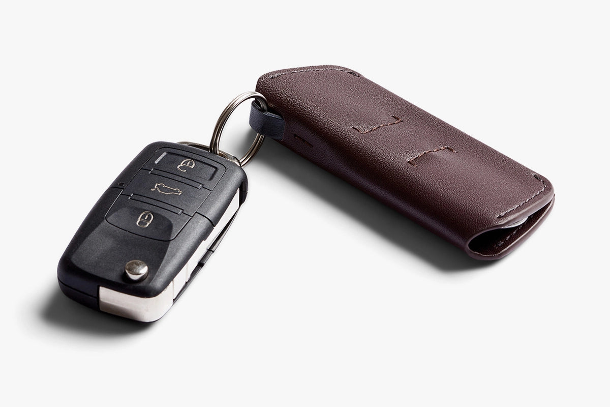 Bellroy Key Cover Plus (Holds 4-8 keys) Second Edition Deep Plum