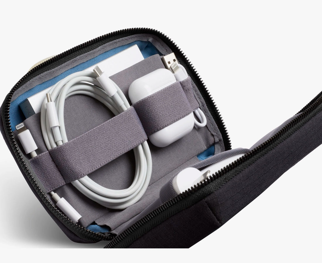 Bellroy Tech Kit Compact Black