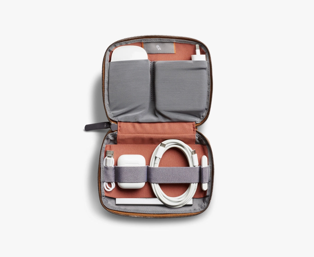 Bellroy Tech Kit Compact Bronze