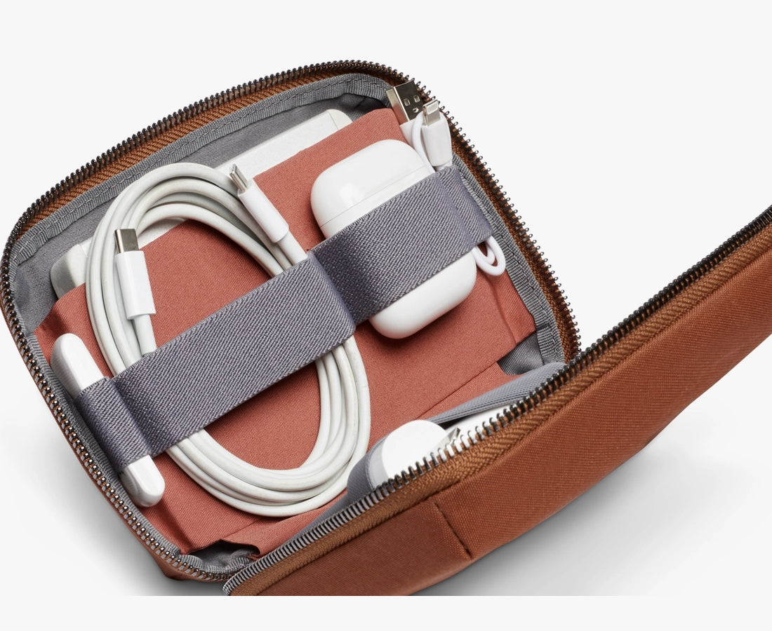 Bellroy Tech Kit Compact Bronze