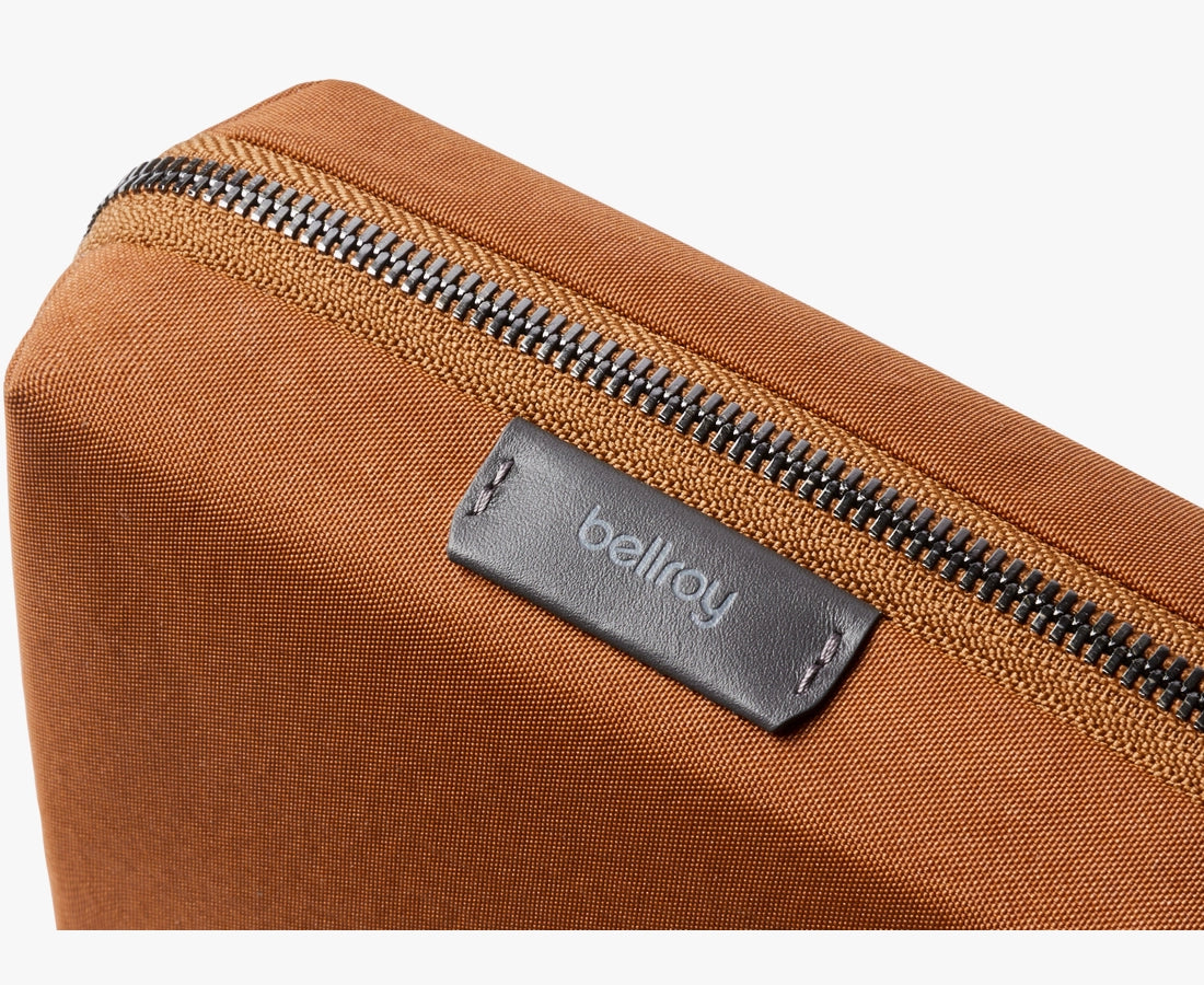 Bellroy Tech Kit Compact Bronze