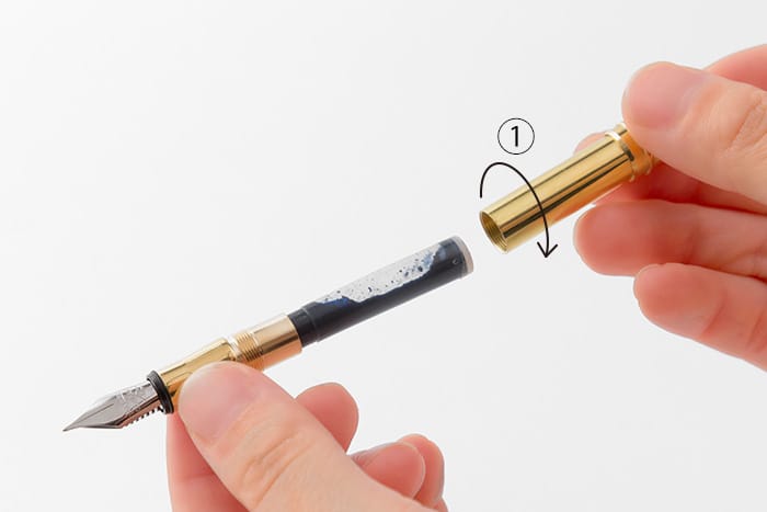 Traveler's Company Japan Brass fountain pen ink refills. Traveler's Company Japan. Compendium Design Store. AfterPay, ZipPay accepted.Travelers Company Japan Brass Fountain Pen Pack of 6 Ink Cartridges