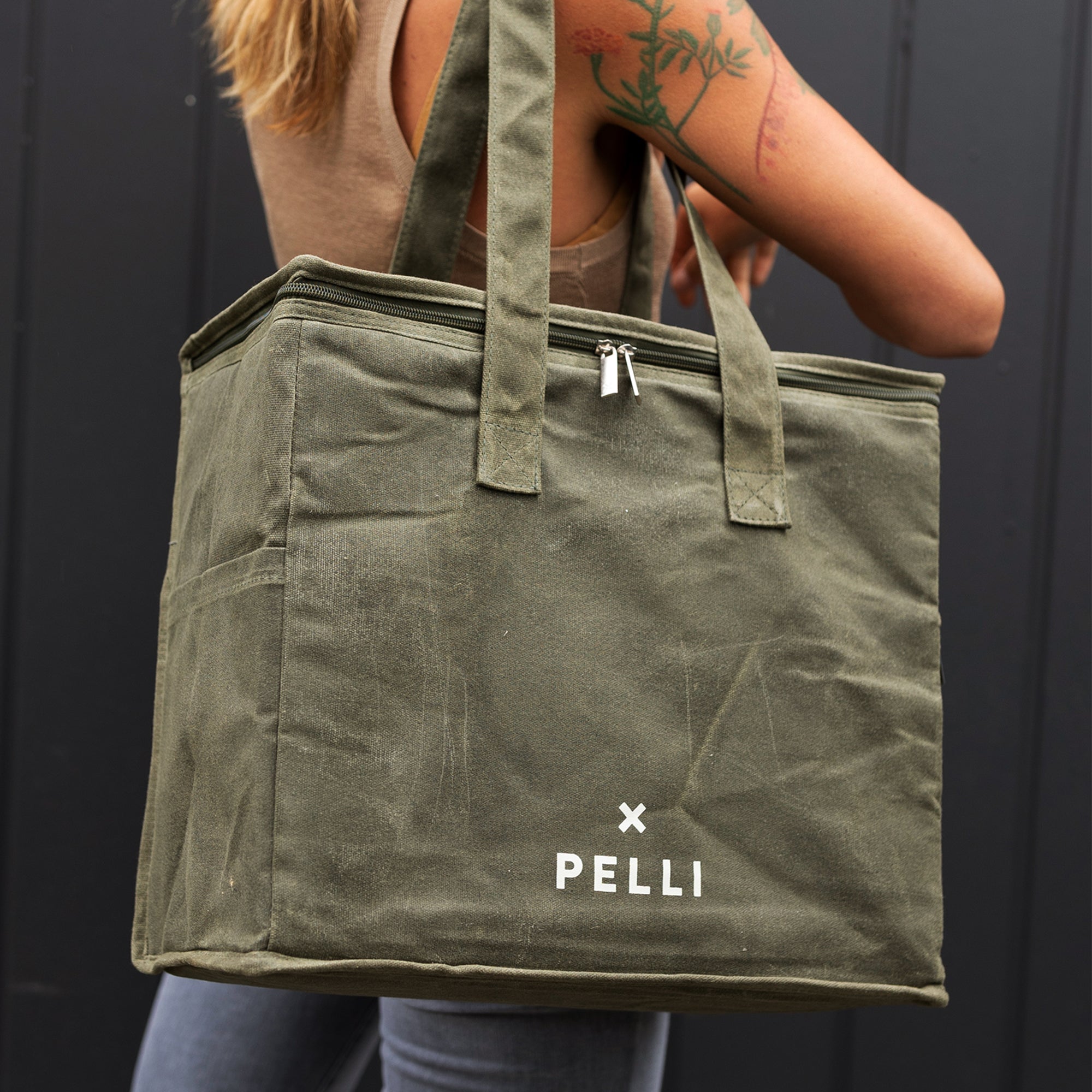 Pelli 'Chill Homie' Large Cooler Bag (Waxed Canvas) Army Green