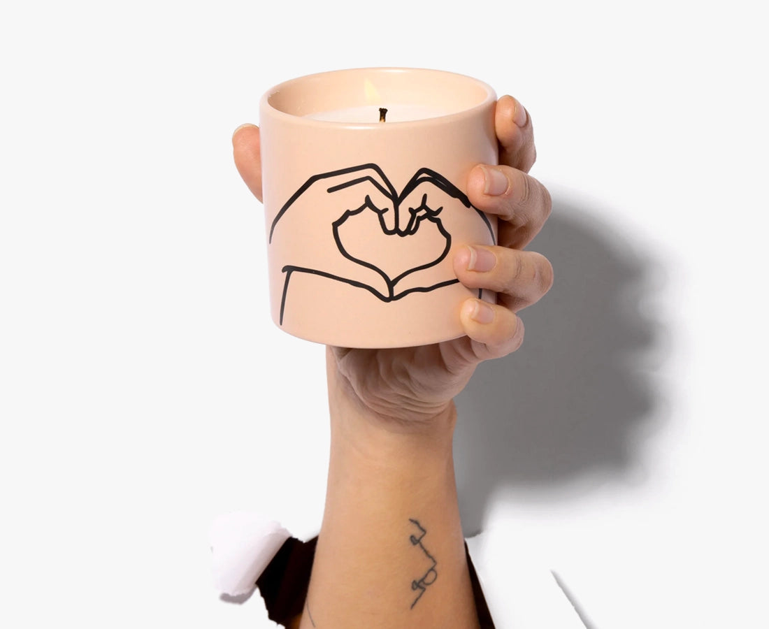 Impressions Candle "Love Ya" Tabacco & Vanilla 5.75oz