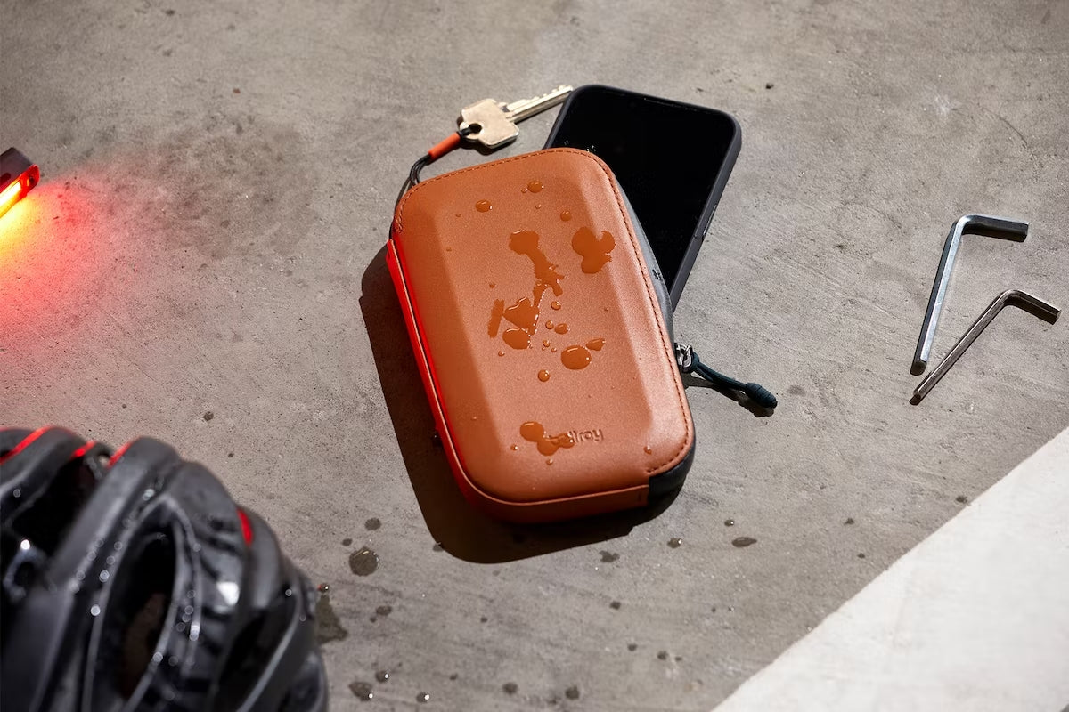 Bellroy All-Conditions Phone Pocket