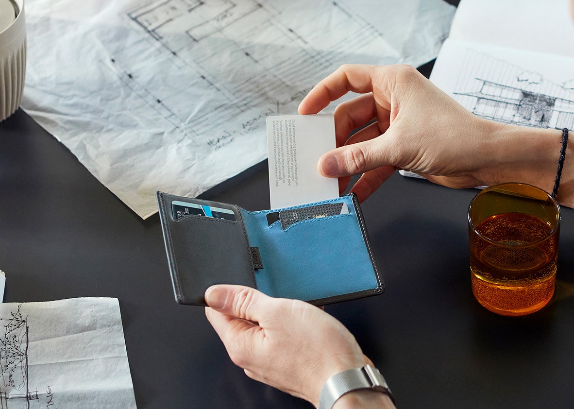 Note Sleeve Wallet with RFID Protection
